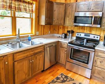 Overlook - by The Chalets - Logan - Kuchyň