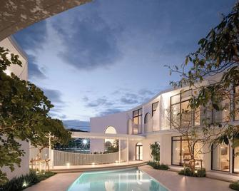 Halff Hotel - Chanthaburi - Piscina