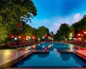 Heritage Hotel - Anuradhapura - Pool