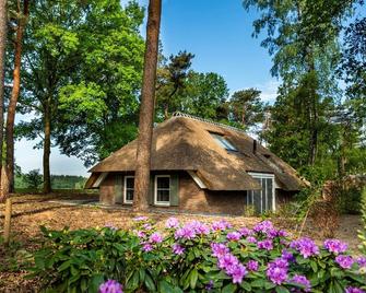 Sprielderbosch 20 Holiday park Veluwe with luxury holiday home - Garderen - Building