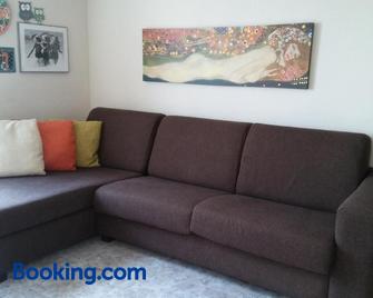 Urbanova Apartment - L'Altet - Living room