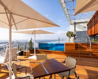 Romeo Napoli - נאפולי - בריכה