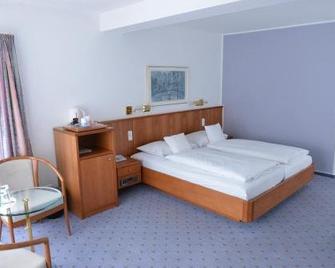 Seminar Hotel Schulz - Bergen - Bedroom