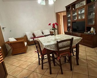 Ammare - Marsala - Dining room