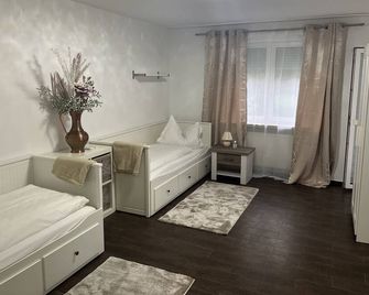 Bibis Ferienwohnung - מינכן - חדר שינה