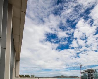 Grand Papua Hotel - Port Moresby - Varanda
