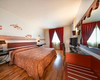 Etruscan Chocohotel - Perugia - Bedroom