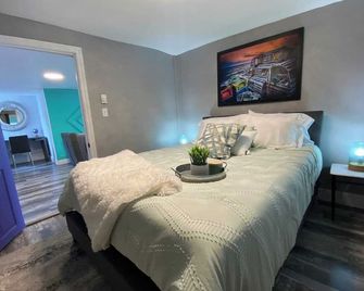 Scenic Bliss in Quidi Vidi Sleep4 New Ho - St. John's - Bedroom