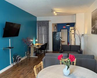 Barefoot Inn - Ottawa - Phòng ăn