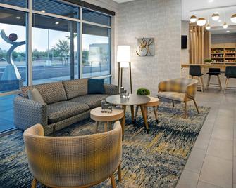 TownePlace Suites by Marriott Phoenix Glendale Sports & Entertainment District - Glendale - Lobby
