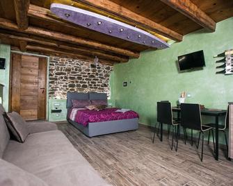 Le Relais du Relax - Aosta - Schlafzimmer