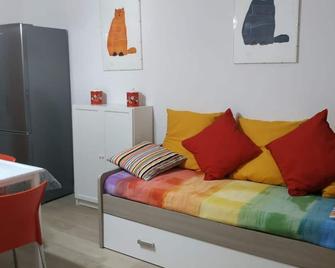 Feel At Home - Casa La Posta - Lovere - Pokój dzienny