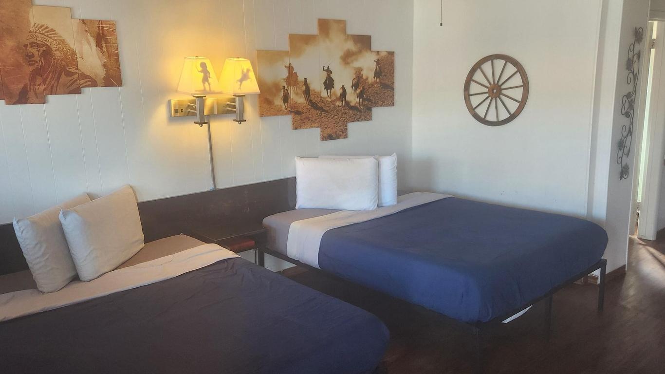 Brad's Desert Inn