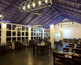 Shree Kalya Resort- Chikmagalur - Chikamagalur - Restaurant