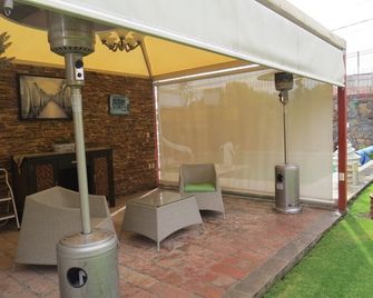 Beautiful Big Residence Colonial, construction colonial, great vineyards close - Tequisquiapan - Patio