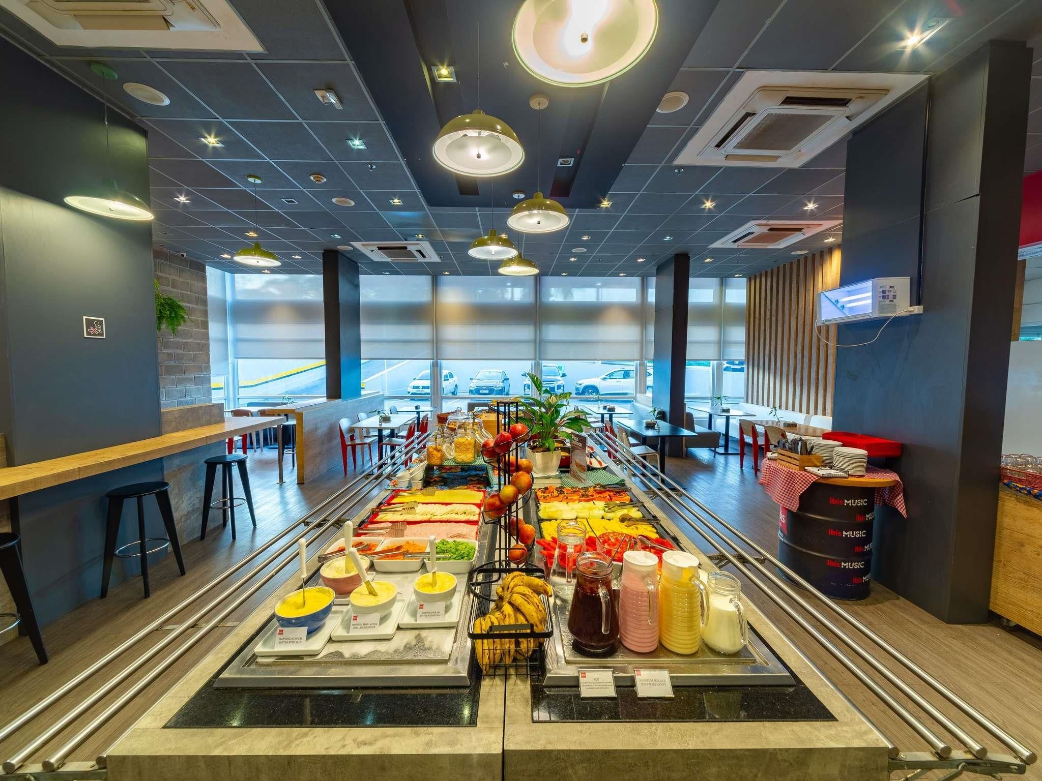 ibis Manaus Aeroporto - מאנואס - מסעדה