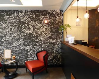 Hotel Le Benhuyc - Binic - Receptie