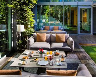 ABaC Restaurant Hotel - Barcelona - Patio