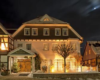 Hotel Sauerländer Hof - Hallenberg - Будівля