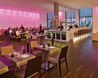 INNSiDE By Meliá DÜsseldorf Derendorf - דיסלדורף - מסעדה