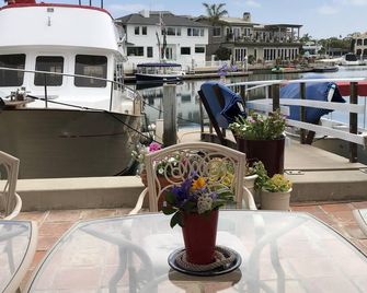 Free Use Of Boat, (21' Duffy) With Gorgeous Property - Newport Beach - Balcon