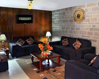 Hotel Balsa Inn - Puno - Living room