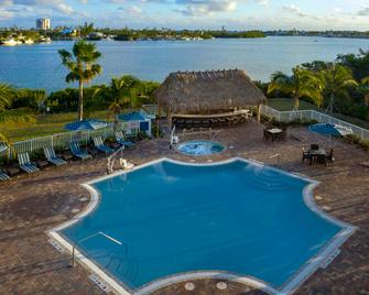 Hampton Inn Marathon - Florida Keys - Marathon - Pool