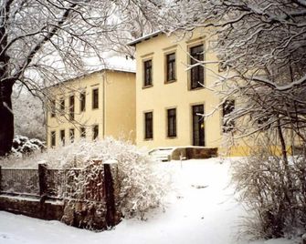 Gästehaus Villa Seraphinum - Dresden - Building