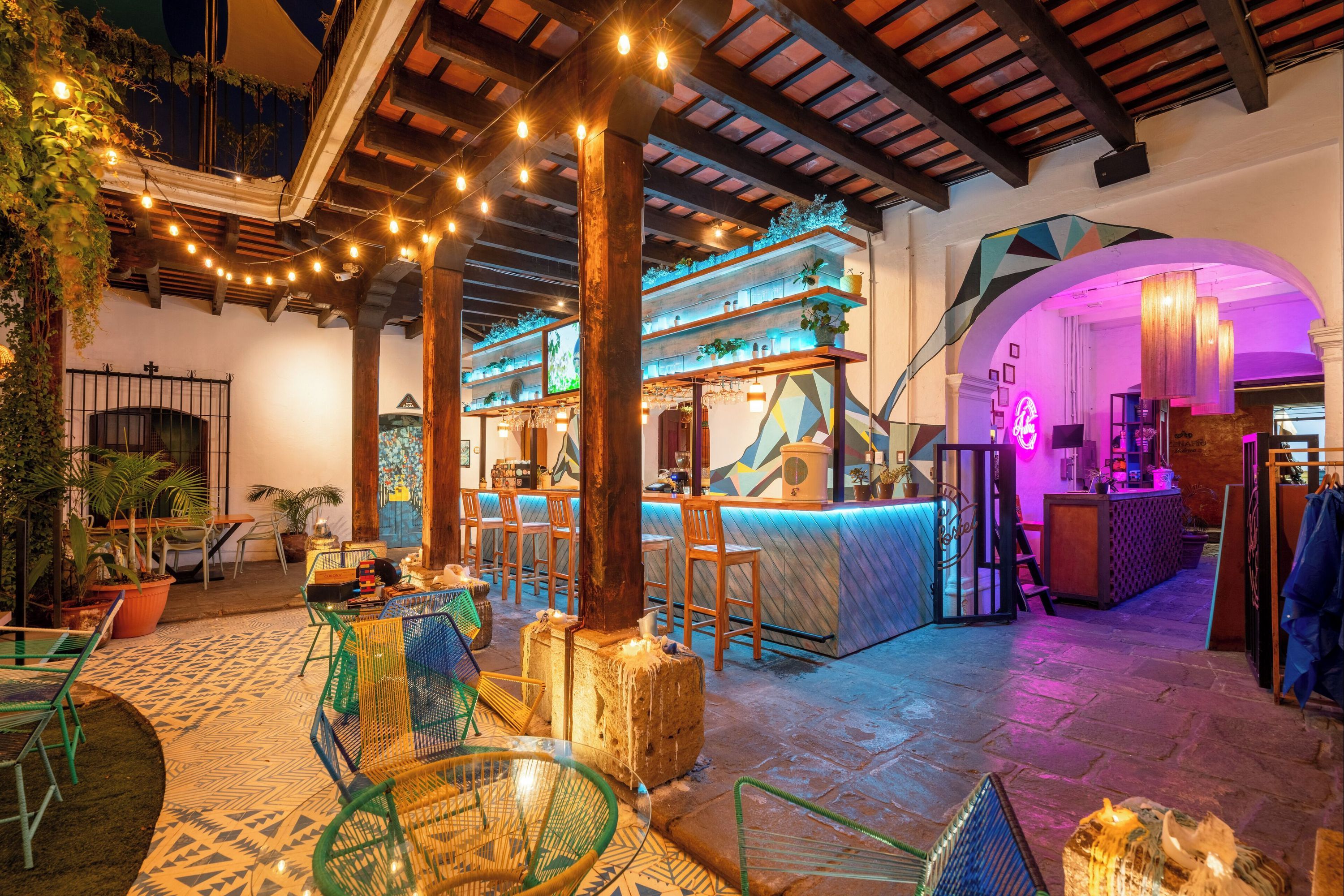 Adra Hostel - Antigua Guatemala