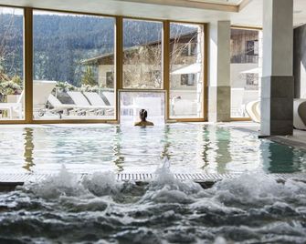 Blu Hotel Natura & Spa - Adults Only - Folgaria - Havuz