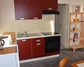 Les Chambres des Gites des Isles - Barneville-Carteret - Küche