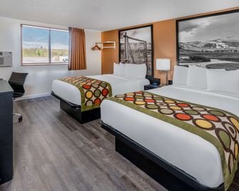 Super 8 by Wyndham Cheyenne WY - Cheyenne - Schlafzimmer