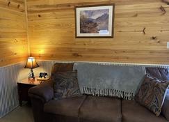 The Grizzly Cabin With Wifi & Roku TV. Cabin is Great for Star Gazing - Mount Ida - Salon