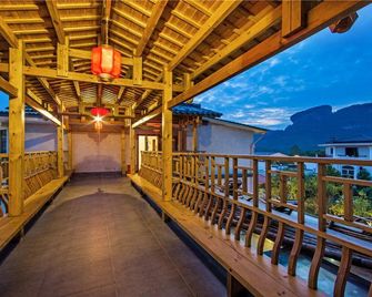 Ru Yi She Jia Yuan Hotel - Nanping - Balcón