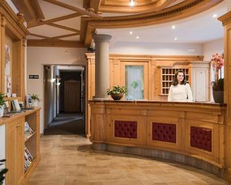 Hotel Kesslwirt - Castelbello-Ciardes/Kastelbell-Tschars - Рецепція