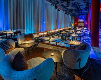 Hilton New York Fashion District - ניו יורק - טרקלין