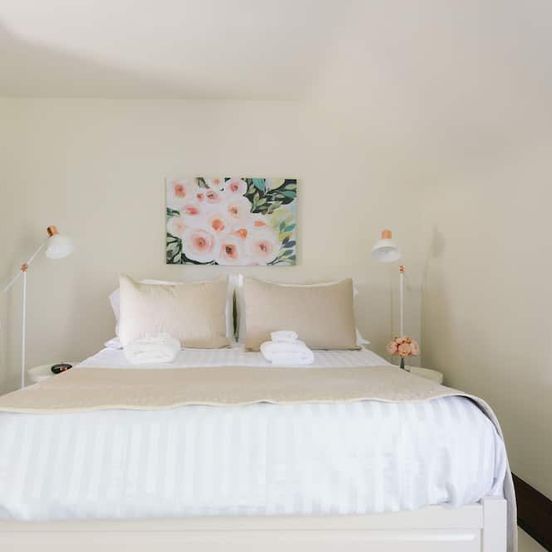 Bedroom view of NEW Luxury Modern Farmhouse in the Vineyards ✤ 3 Bedroom - Niagara-on-the-Lake