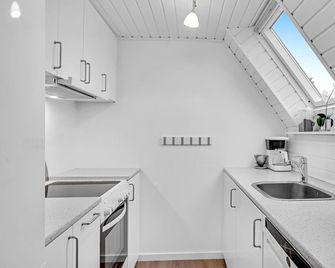 Lovely home in Kalundborg with WiFi - Kalundborg - Küche