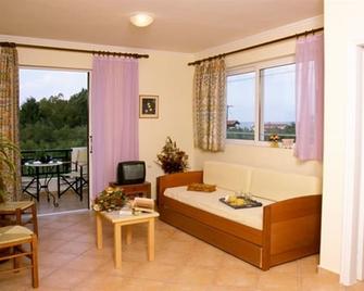 Dionysia's Apartments - Tsilivi - Wohnzimmer