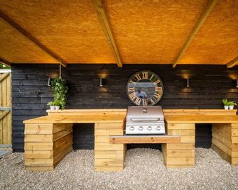 The Cabin - Westfield