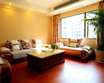Greentree Inn Jiujiang Railway Station Qianhongxiang Hotel - Jiujiang - Sala de estar