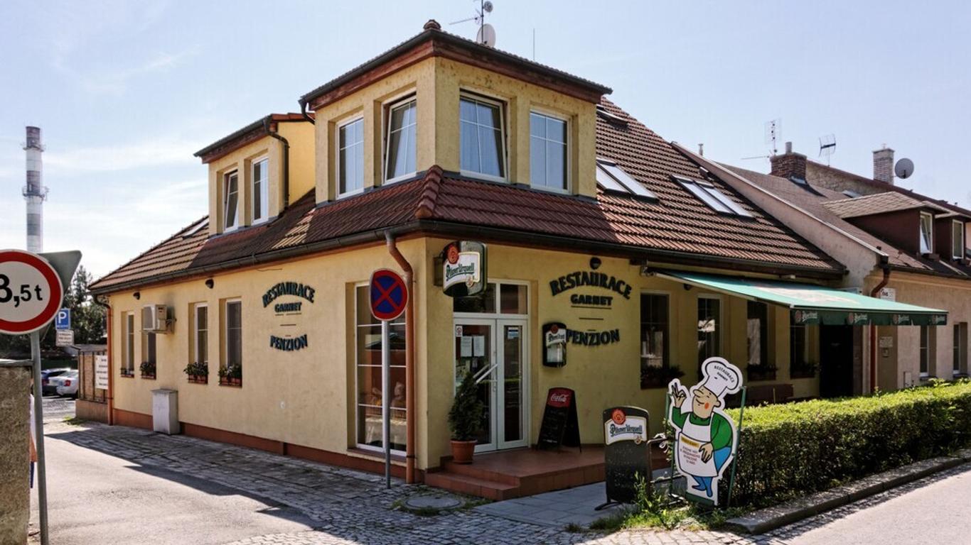 Restaurace A Penzion Garnet