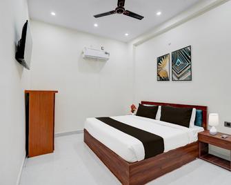 Hotel O Shree Ji Puram Near Prem Mandir - Vrindavan - Chambre