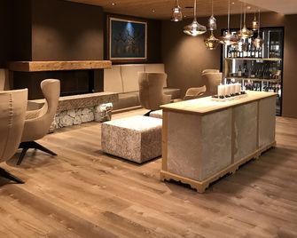 Hotel Gran Paradiso - San Cassiano/St. Kassian - Lobby