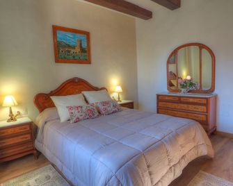 Villa Can Roig by Hello Homes Sitges - San Pedro de Ribas - Habitación