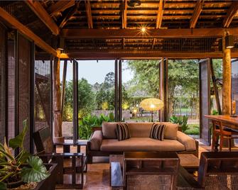 كيريمايا جولف ريزورت آند سبا - Mu Si - غرفة معيشة