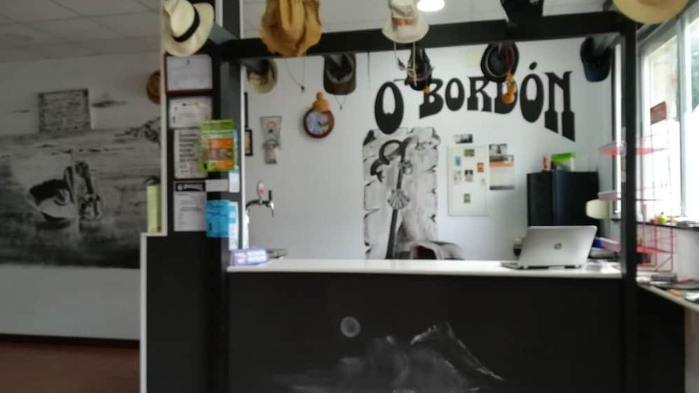 Albergue O Bordón