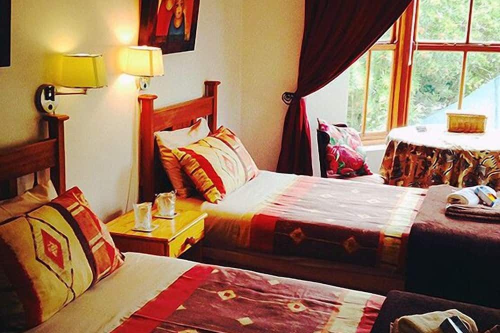 Magnolia Place Guest Houses - סטלנבוש - חדר שינה