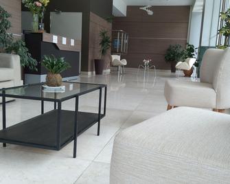 Apart Hotel Quijote By Dot Suites - Mendoza - Lobby