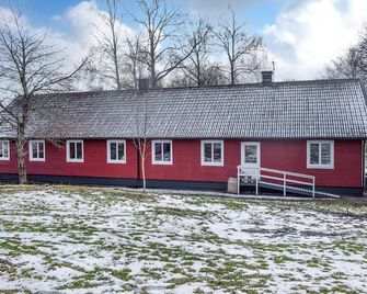 Nice Home In Orrefors With Jacuzzi - Orrefors - Edificio